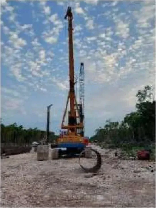Tren Maya · pilas de cimentación · fotografía de obra